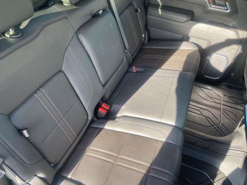 Used 2025 Chevrolet Silverado 1500 High Country w/ High Country Premium Package image 29