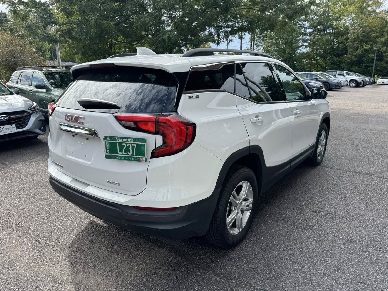Used 2018 GMC Terrain SLE AWD/4WD image 5