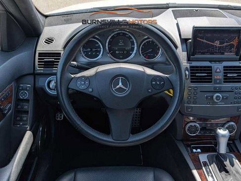 Used 2010 Mercedes-Benz C 300 Sport image 14