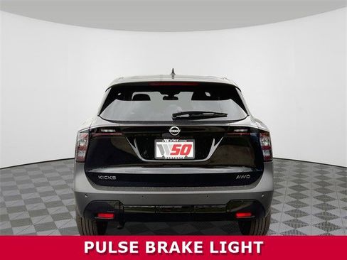 Used 2025 Nissan Kicks SV image 24