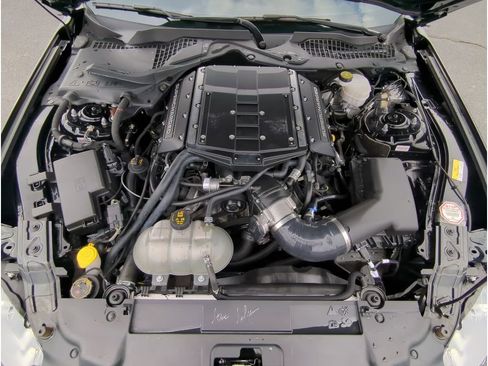 Used 2019 Ford Mustang GT image 21