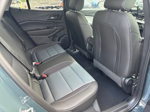 New 2026 Chevrolet Trax LT w/ LT Convenience Package FWD image 28