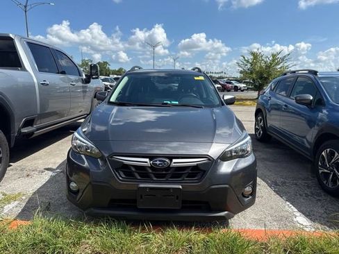 Used 2021 Subaru Crosstrek 2.0i Premium AWD/4WD image 2
