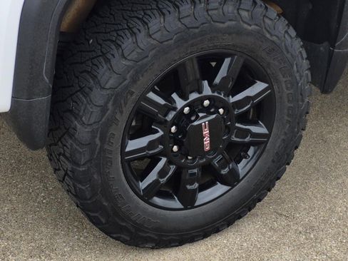Certified 2024 GMC Sierra 2500 AT4 w/ AT4 Premium Plus Package AWD/4WD image 8