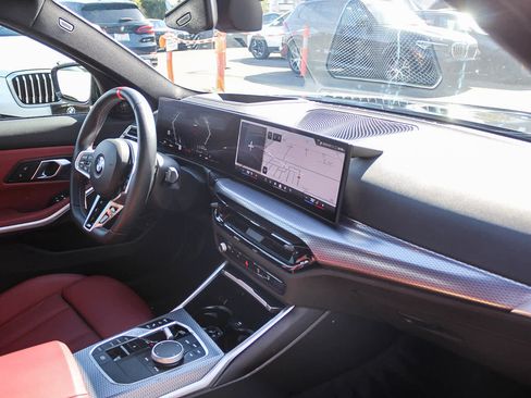 Used 2025 BMW M340i w/ Premium Package image 16