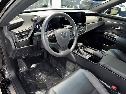 Used 2022 Lexus ES 350 w/ Premium Package image 19