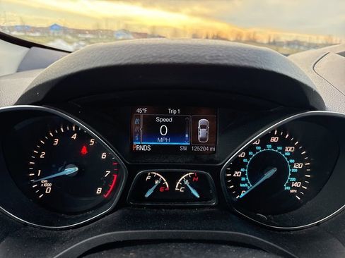 Used 2016 Ford Escape SE w/ SE Cold Weather Package image 27