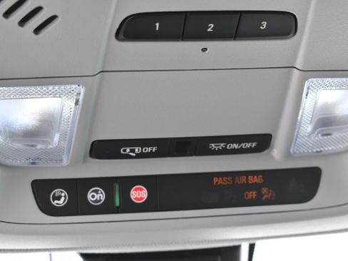 Used 2021 Chevrolet Blazer LT image 36