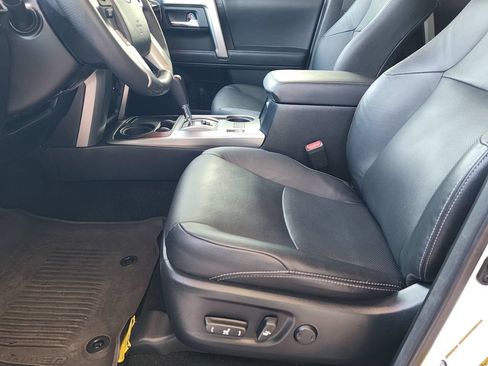 Used 2022 Toyota 4Runner Limited RWD image 26