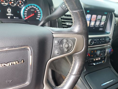 Used 2018 GMC Yukon XL Denali w/ Denali Ultimate Package RWD image 17