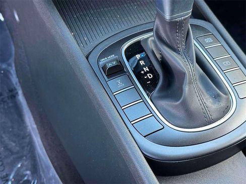 Used 2025 Hyundai Kona SEL image 31