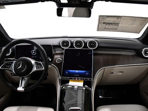New 2026 Mercedes-Benz GLC 300 4MATIC image 7