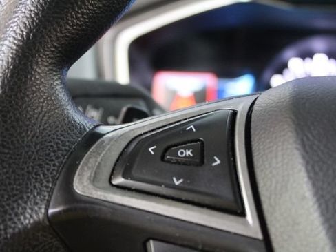Used 2019 Ford Fusion SE AWD/4WD image 16