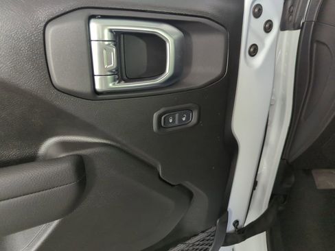 New 2026 Jeep Gladiator Sport image 19