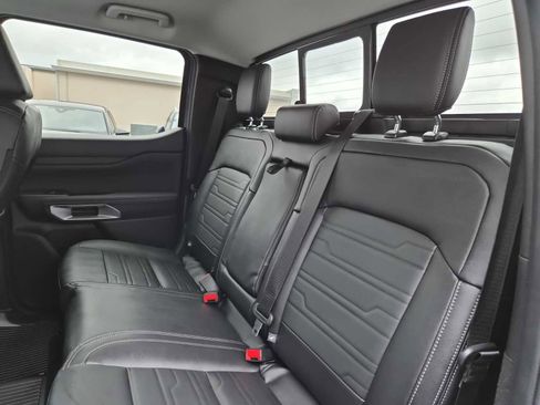 Used 2025 Ford Ranger Lariat w/ Advanced Towing Package image 18