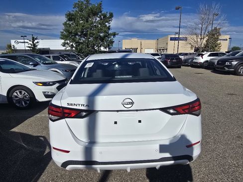 Used 2024 Nissan Sentra S FWD image 15