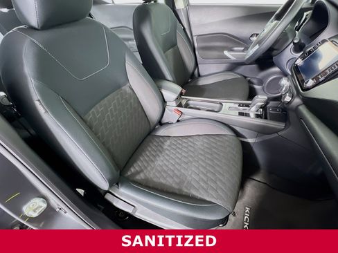 Used 2023 Nissan Kicks SV image 20