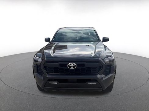 Used 2025 Toyota Tacoma TRD Off-Road image 4