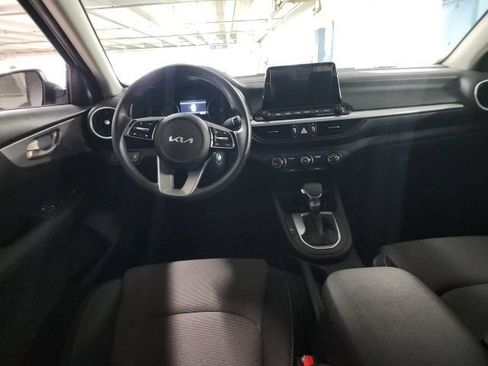 Certified 2024 Kia Forte LXS w/ LXS Technology Package FWD image 6