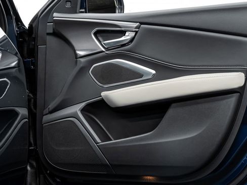 New 2026 Acura RDX SH-AWD image 10
