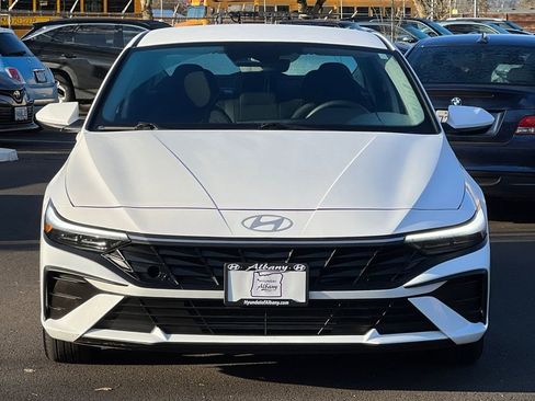 Certified 2024 Hyundai Elantra SEL image 6