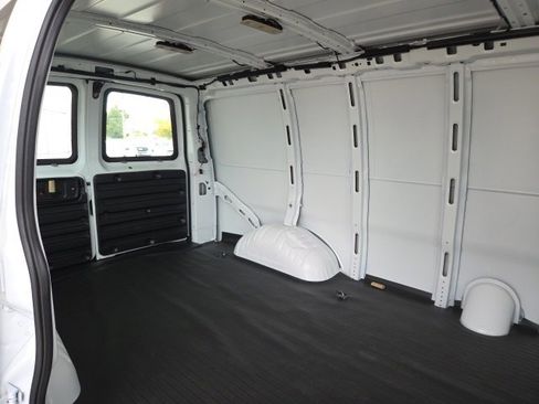 New 2025 Chevrolet Express 2500 w/ Driver Convenience Package image 19