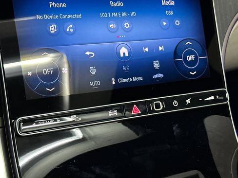 Used 2026 Mercedes-Benz GLC 300 4MATIC image 24