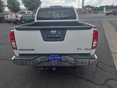Used 2018 Nissan Frontier SV AWD/4WD image 7