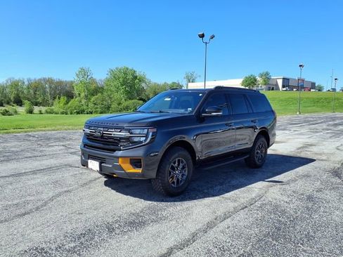 Used 2025 Ford Expedition Tremor AWD/4WD image 37