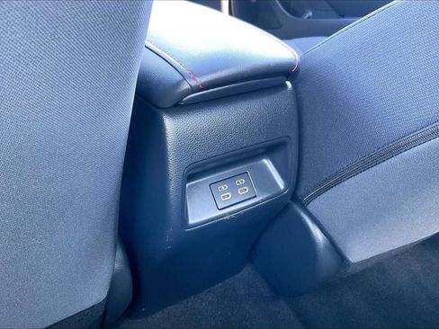 Used 2024 Toyota Corolla SE w/ SE Premium Package FWD image 30