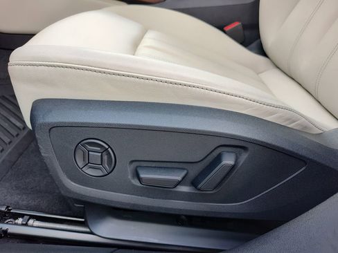 Used 2025 Audi A5 2.0T Premium Plus w/ Premium Plus image 24