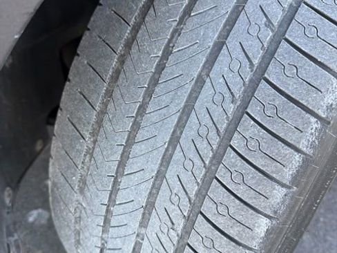 Used 2023 Tesla Model Y Long Range image 10