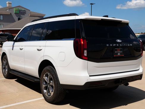 New 2027 Ford Expedition Active AWD/4WD image 6