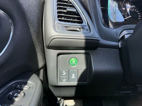 Used 2022 Honda HR-V EX image 33