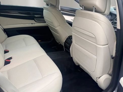 Used 2013 BMW 750Li RWD image 24