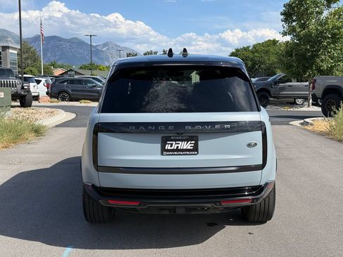 Used 2023 Land Rover Range Rover SE AWD/4WD image 11