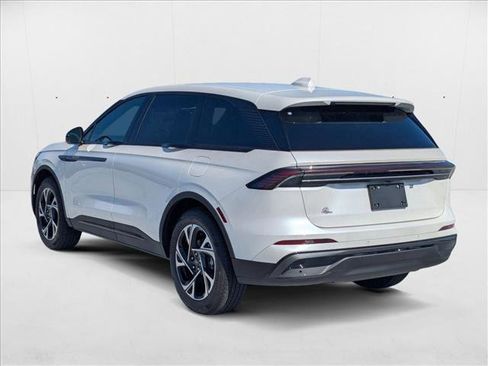 New 2025 Lincoln Nautilus Premier w/ Jet Appearance Package image 8