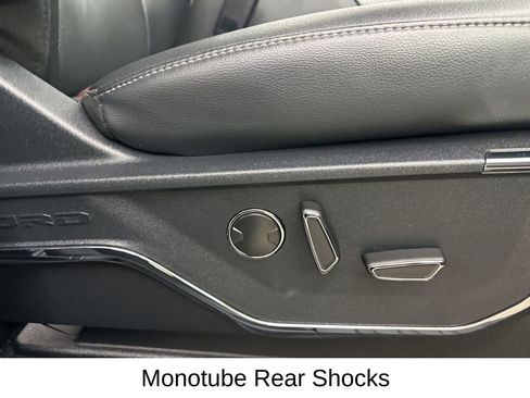 Used 2022 Ford F150 Lariat w/ Equipment Group 502A High image 21