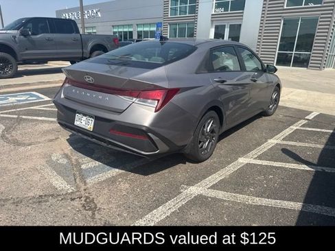 Used 2024 Hyundai Elantra SEL FWD image 4