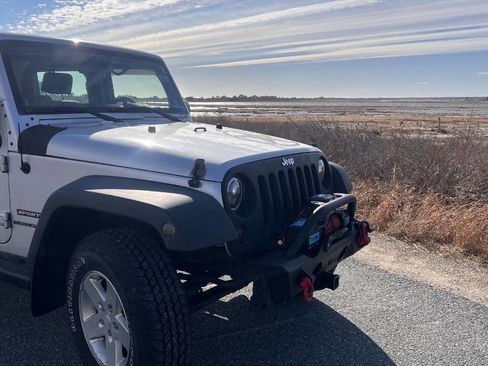 Used 2010 Jeep Wrangler Sport image 1
