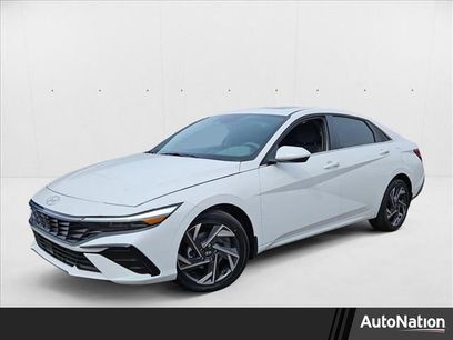 New 2025 Hyundai Elantra SEL