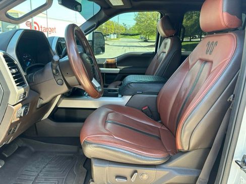 Used 2022 Ford F250 King Ranch w/ FX4 Off-Road Package image 9