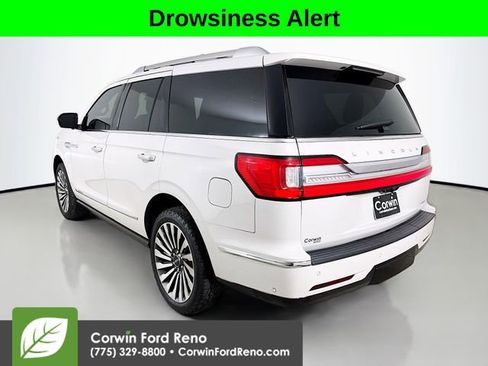 Used 2019 Lincoln Navigator Reserve image 5
