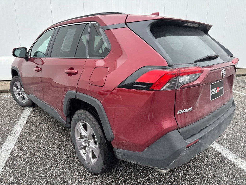 Used 2025 Toyota RAV4 XLE AWD/4WD image 5