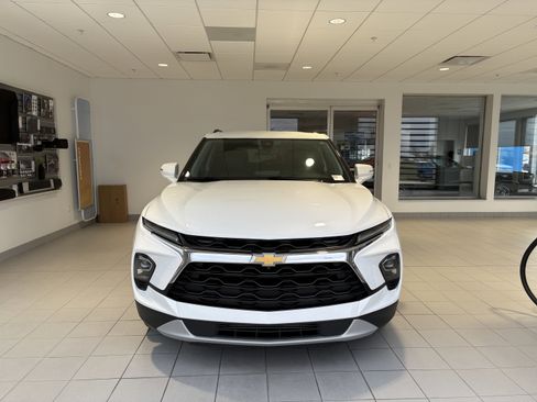 Used 2024 Chevrolet Blazer LT w/ Sound & Technology Package image 7