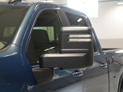 Used 2024 Chevrolet Silverado 2500 LT w/ Convenience Package AWD/4WD image 8