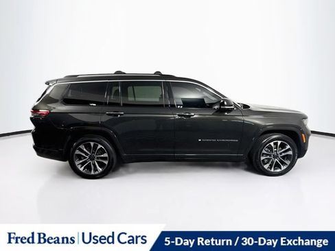 Used 2023 Jeep Grand Cherokee L Overland w/ Luxury Tech Group IV AWD/4WD image 11