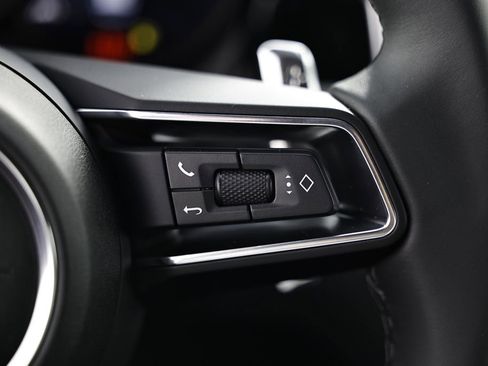 New 2026 Porsche Macan AWD/4WD image 37