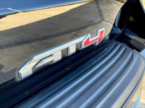 Used 2021 GMC Yukon AT4 image 9