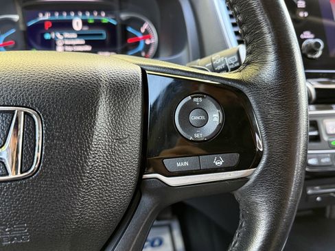 Used 2021 Honda Pilot Touring image 29